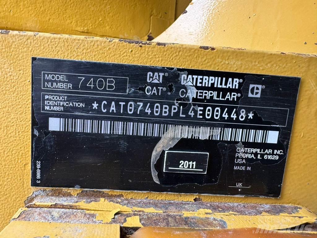 CAT 740B 铰接式自卸车