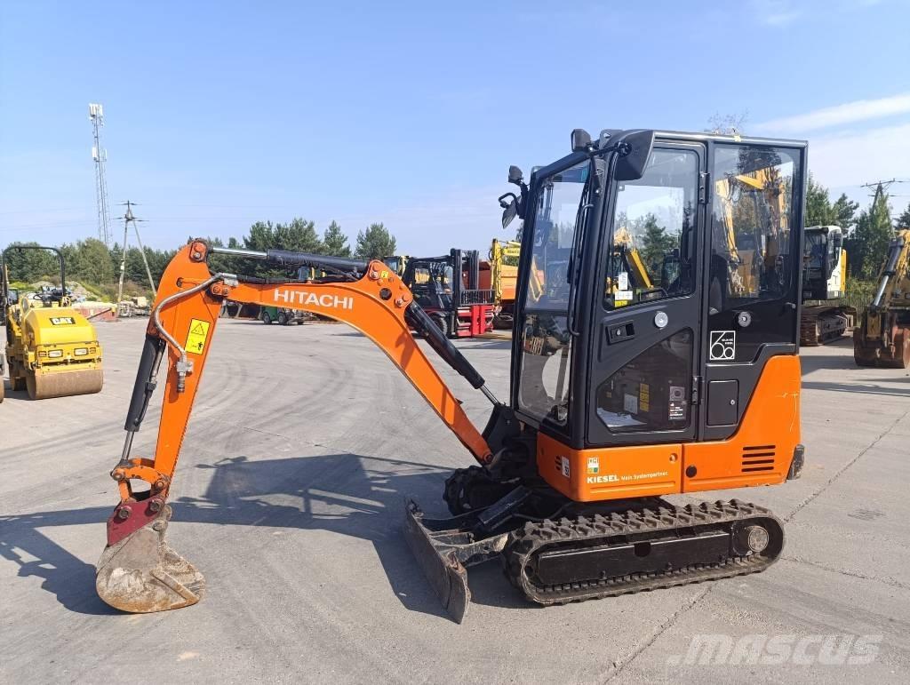 Hitachi ZX 19-5 小型挖掘机