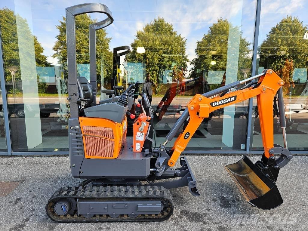 Doosan DX 10 Z 小型挖掘机