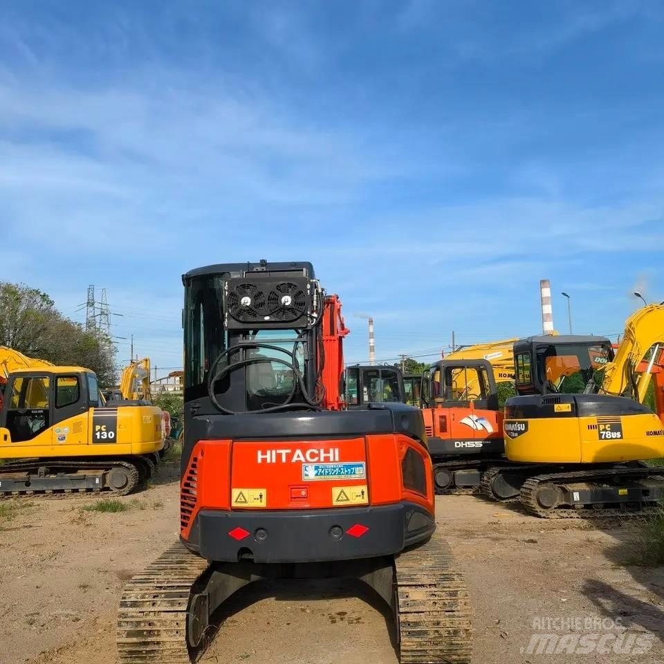 Hitachi ZX30 小型挖掘机