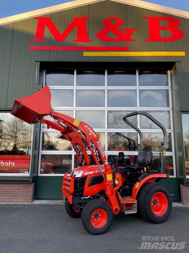 Kubota B1181 小型拖拉机