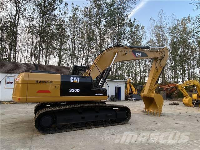 CAT 320D 履带挖掘机