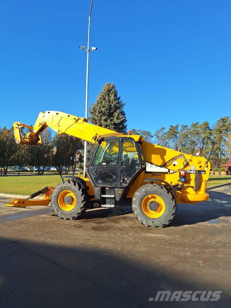 JCB 540-200 540-200 多功能装载机