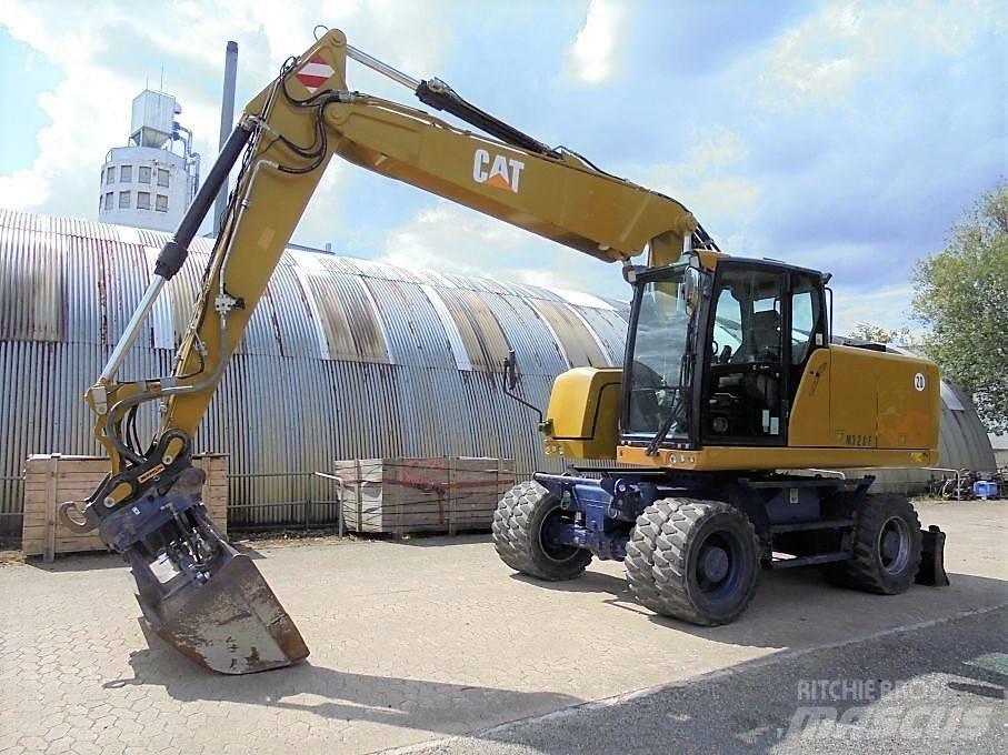 CAT M 320 F 轮式挖掘机