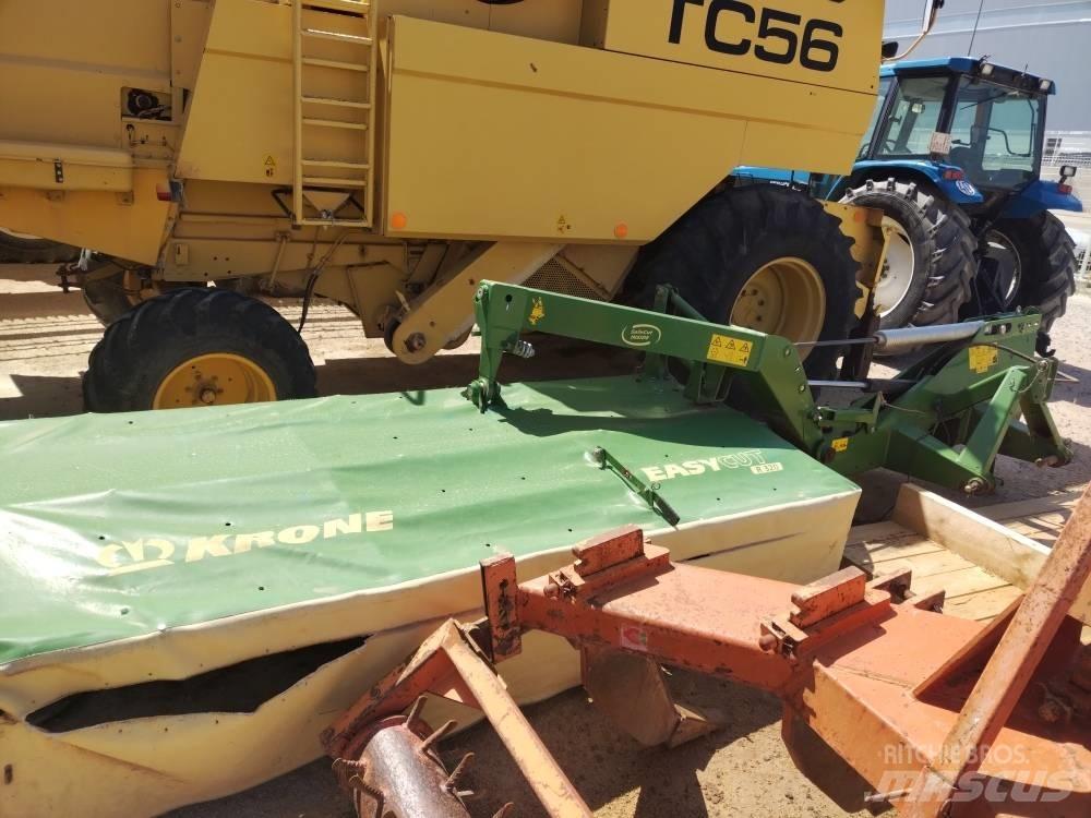 Krone Easy Cut R320 割草机