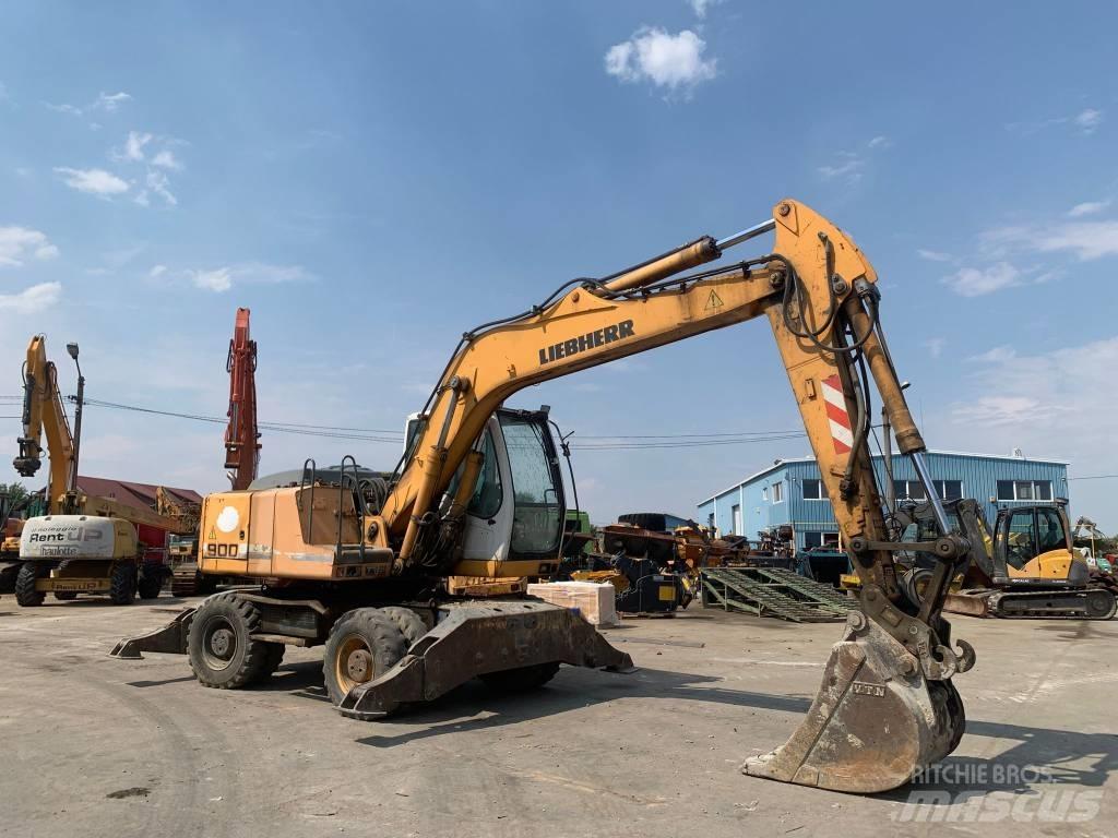 Liebherr A 900 C 轮式挖掘机