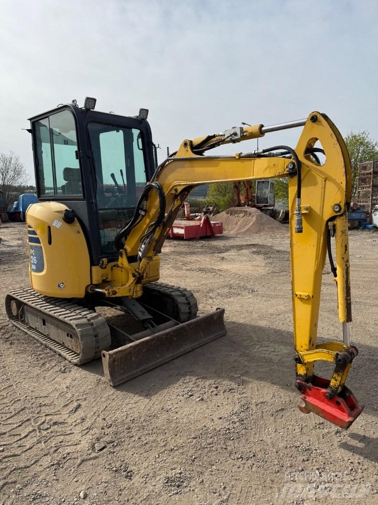 Komatsu PC 26 MR 小型挖掘机
