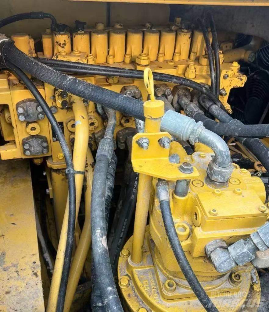 CAT 330GC 履带挖掘机