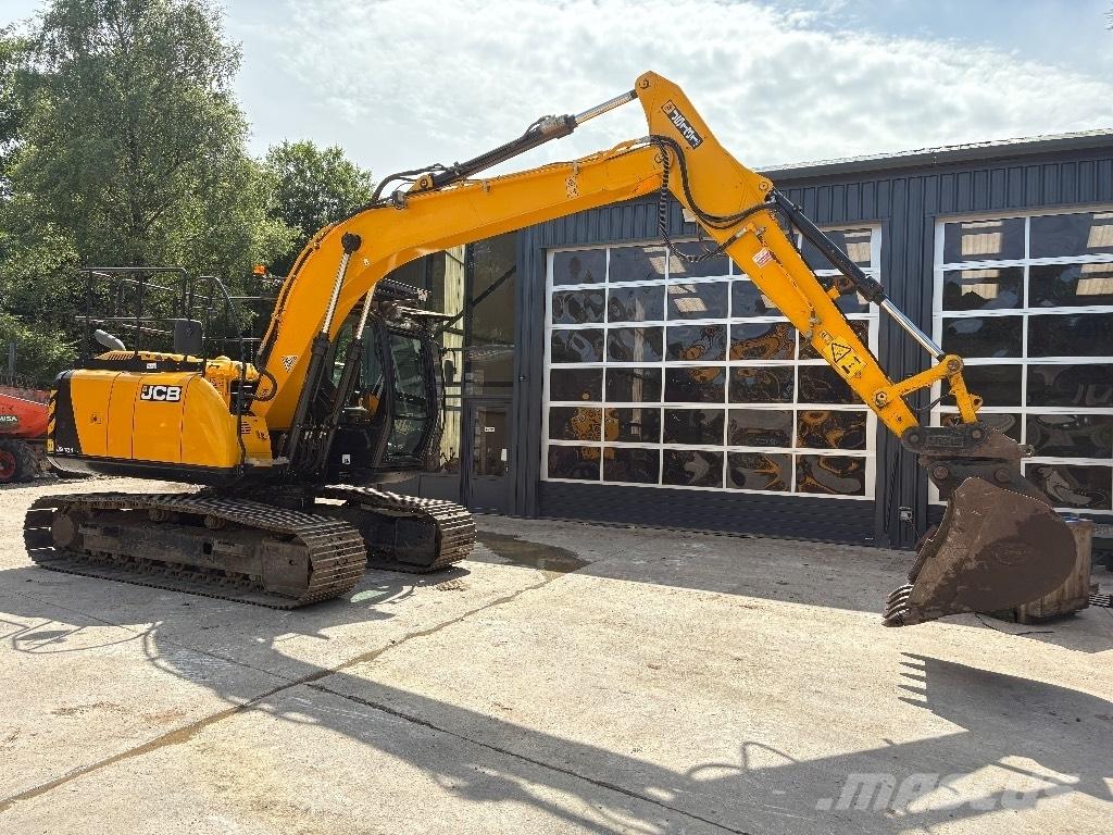 JCB JS 131 履带挖掘机
