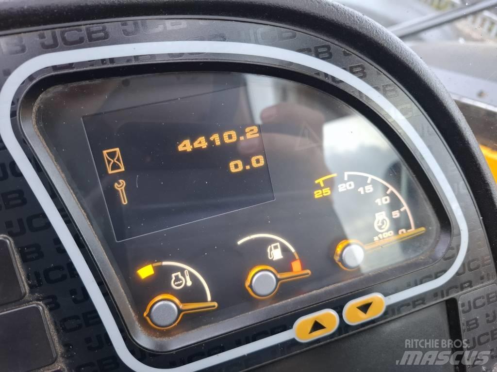 JCB 535-95 伸缩臂叉装车|叉装车