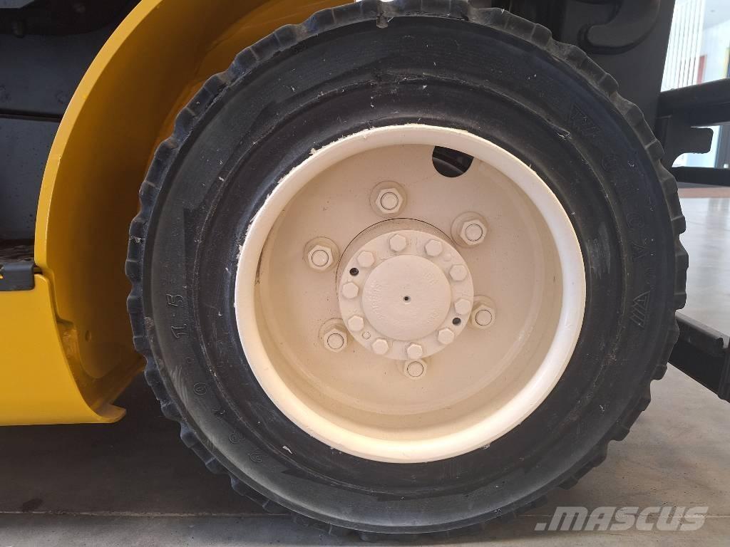 Yale GDP 25 VX 柴油叉车