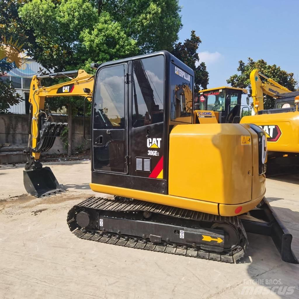 CAT 306 E2 小型挖掘机