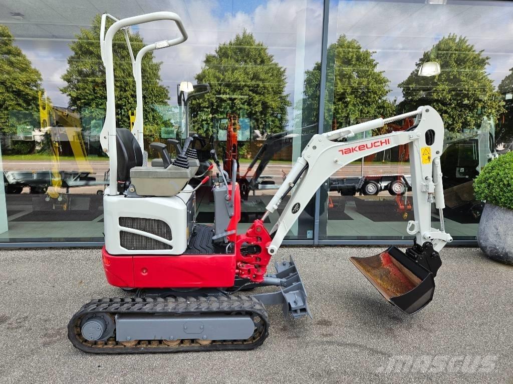Takeuchi TB 210 小型挖掘机
