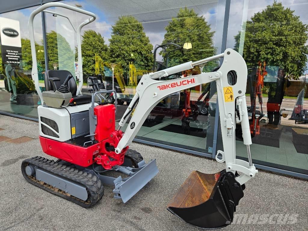 Takeuchi TB 210 小型挖掘机