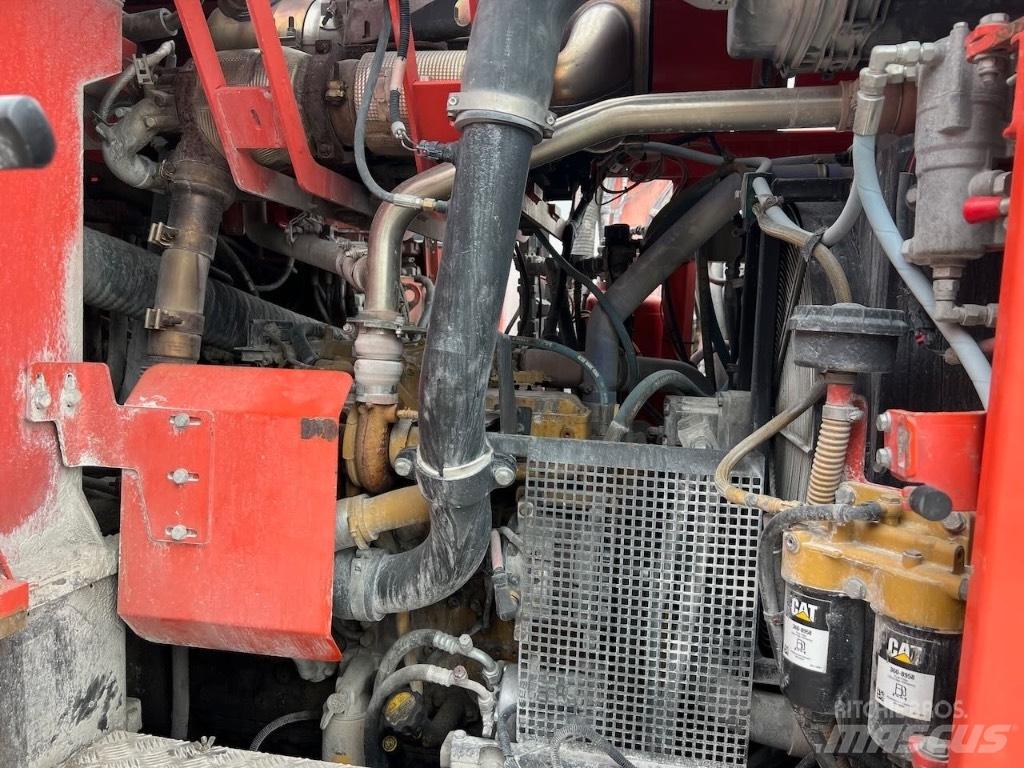 Sandvik DX 780 钻孔机
