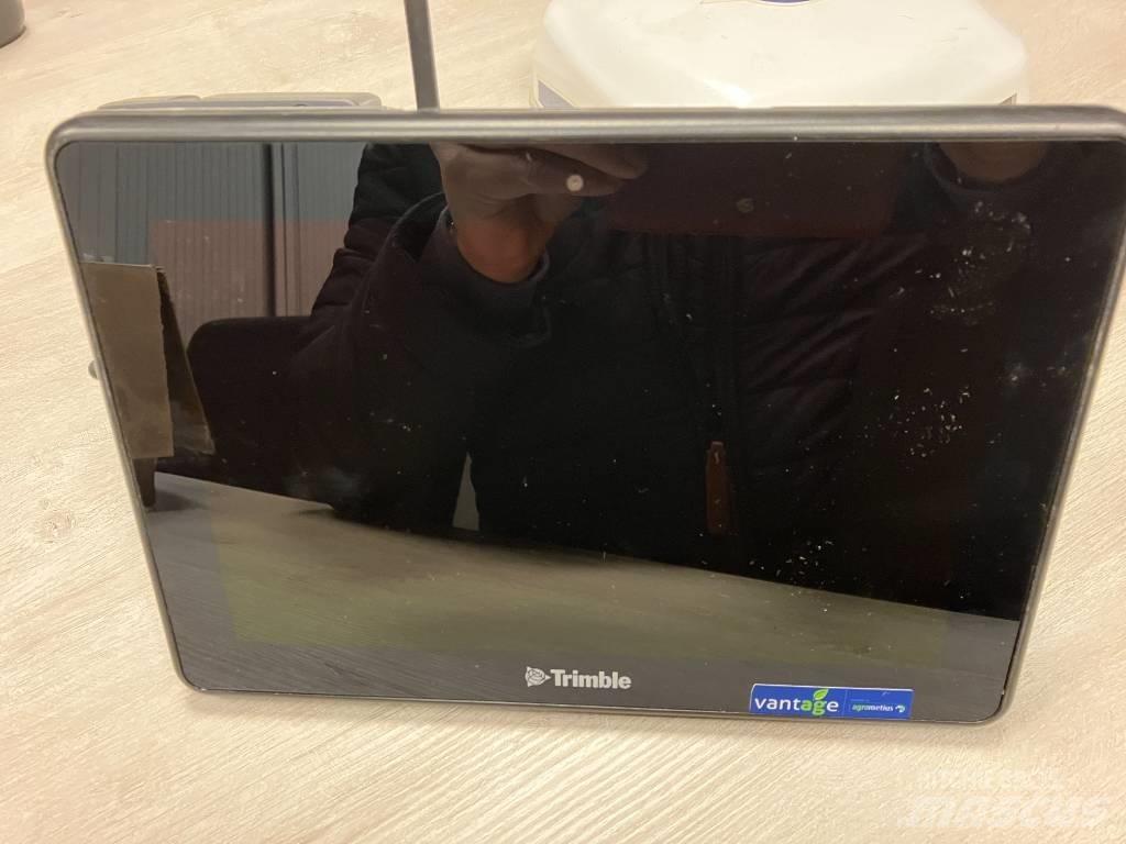 Trimble GFX-1060 GPS全球定位系统