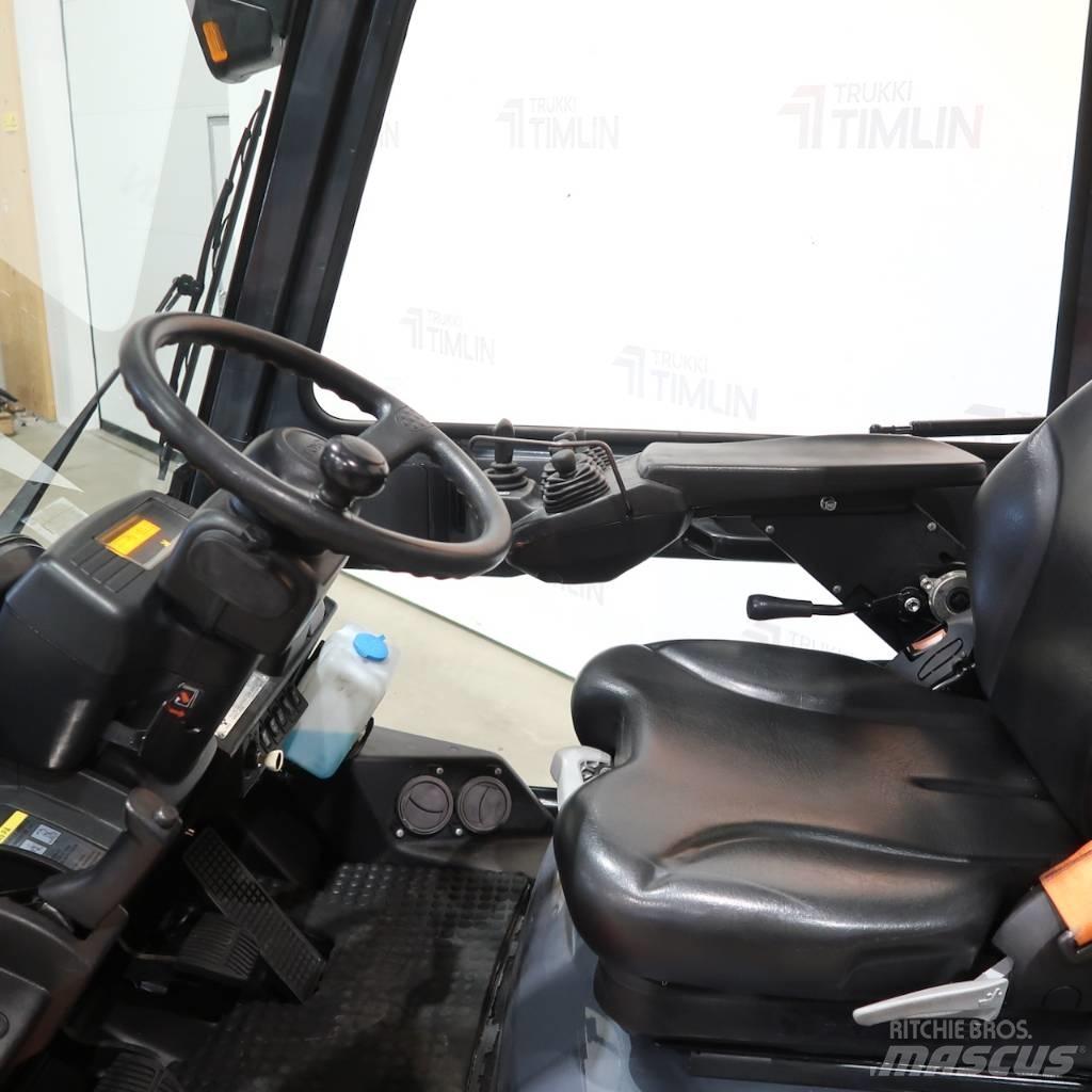 Toyota 02-7FG45 天然气叉车