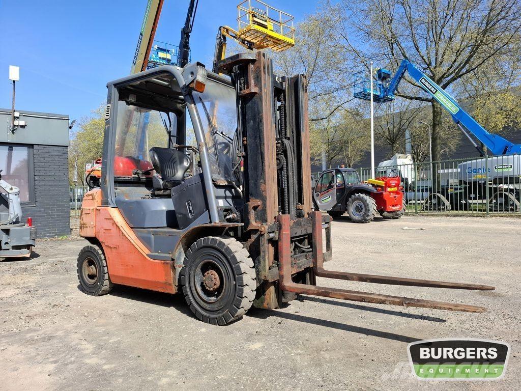 Toyota 02-8FGF20 天然气叉车