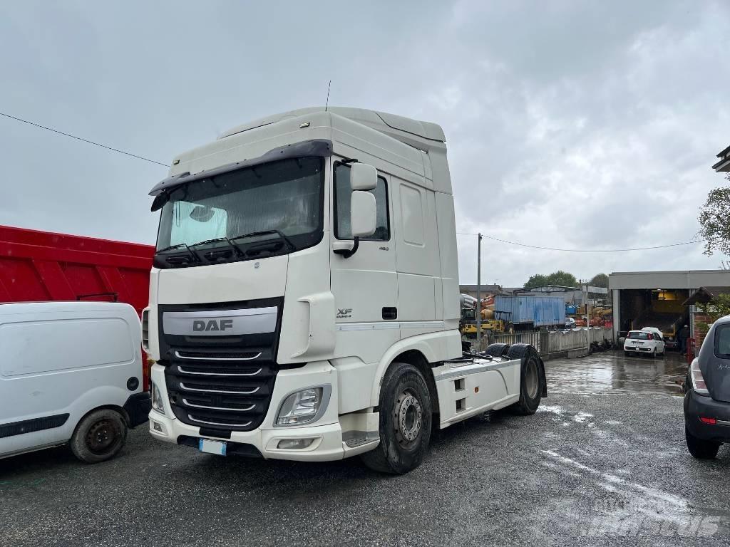 DAF XF 460 FT 牵引车