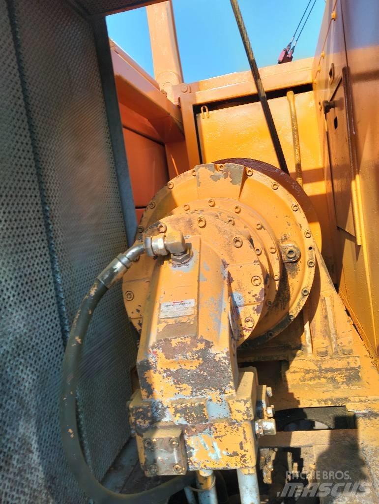 Kobelco 7150 履带起重机