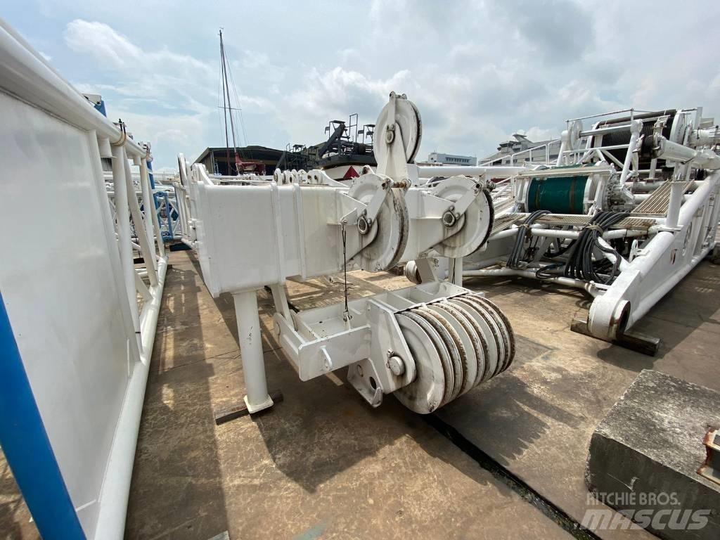Kobelco SL 6000 履带起重机