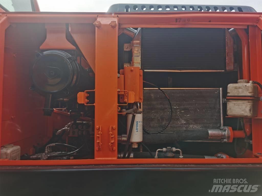 Doosan DX 225LC-9C 履带挖掘机
