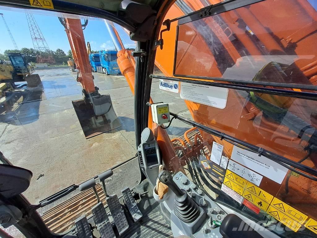 Hitachi ZX 300 LC-6 履带挖掘机