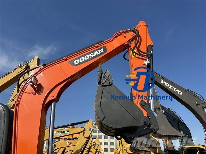 Doosan DX 60 小型挖掘机
