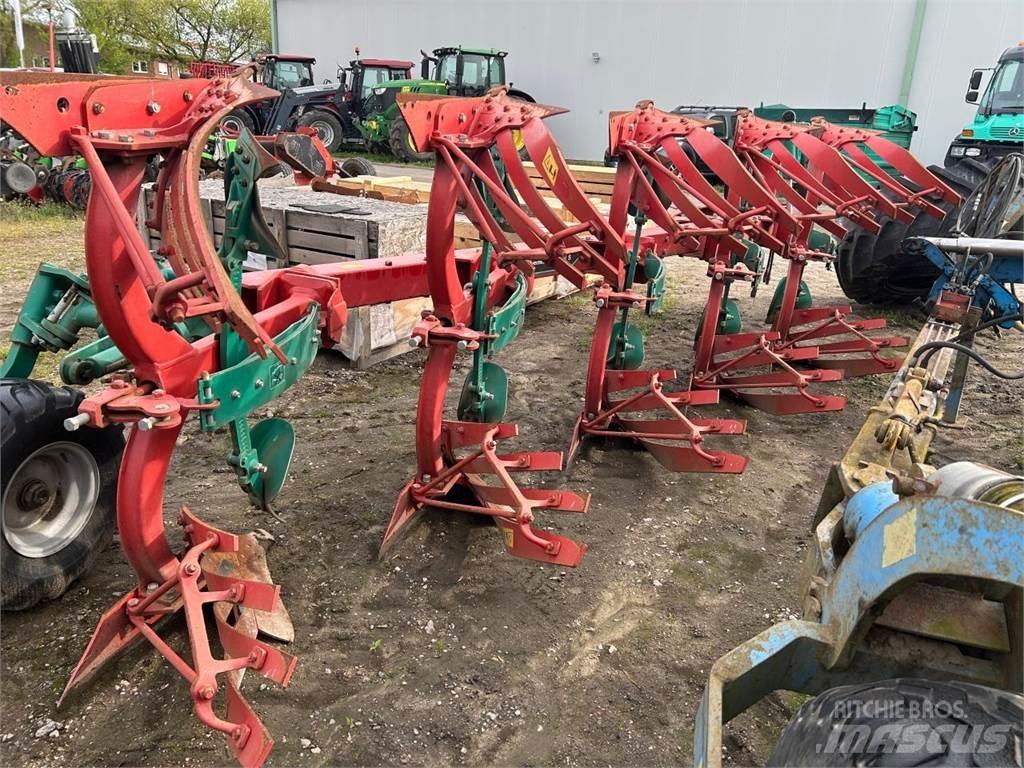 Kverneland 150 S 双向犁