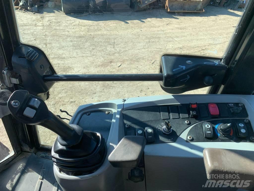 CAT 908H 轮式装载机