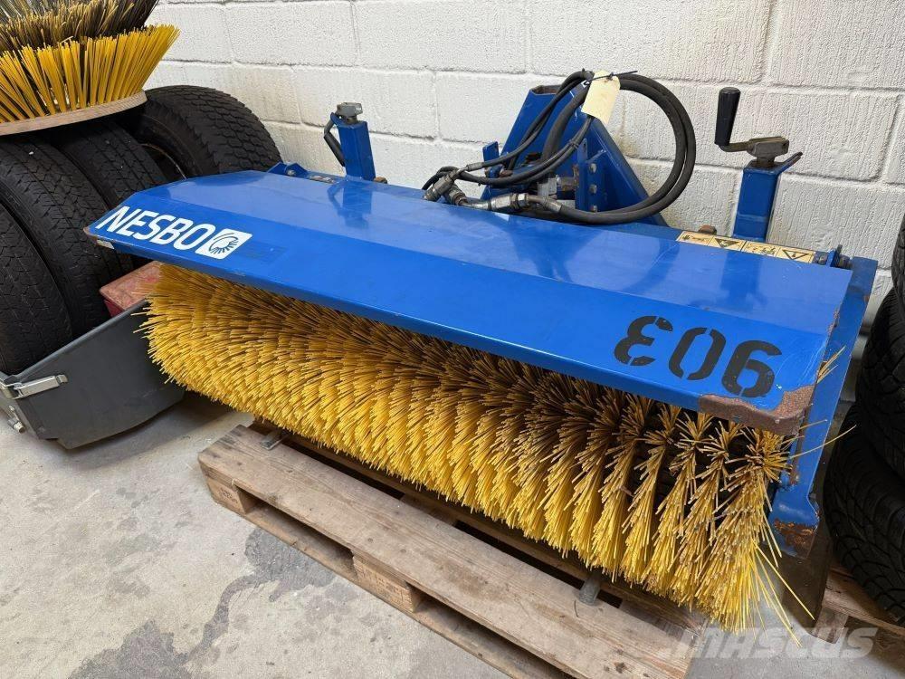 Vitra 2060 工具车