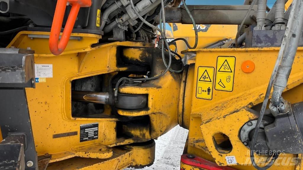 Volvo A 45 G 铰接式自卸车