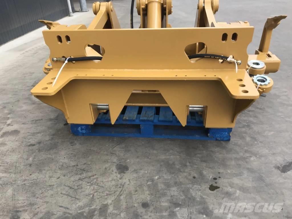 CAT 120M2 松土器