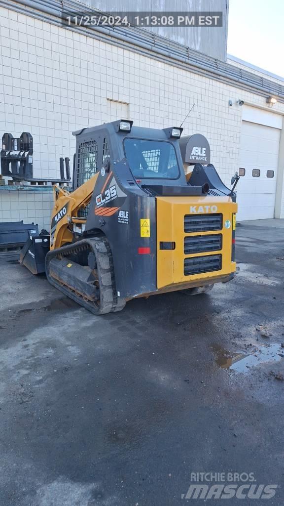 Kato CL35 滑移装载机