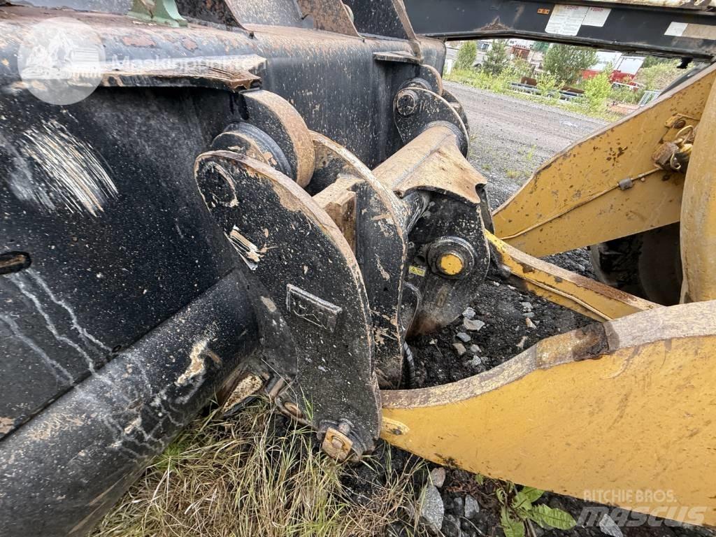 CAT 972 M 轮式装载机