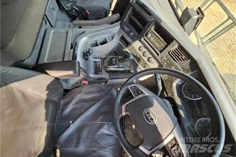 UD TRUCKS QUON 其他货车