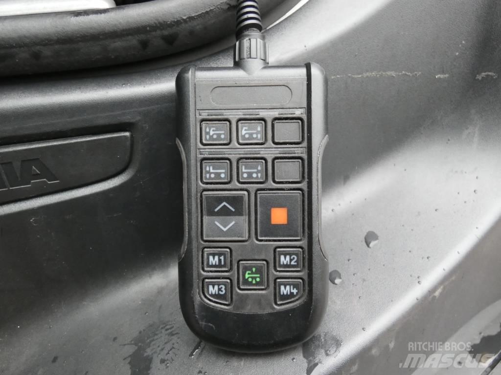 Scania R 450 车辆运输车