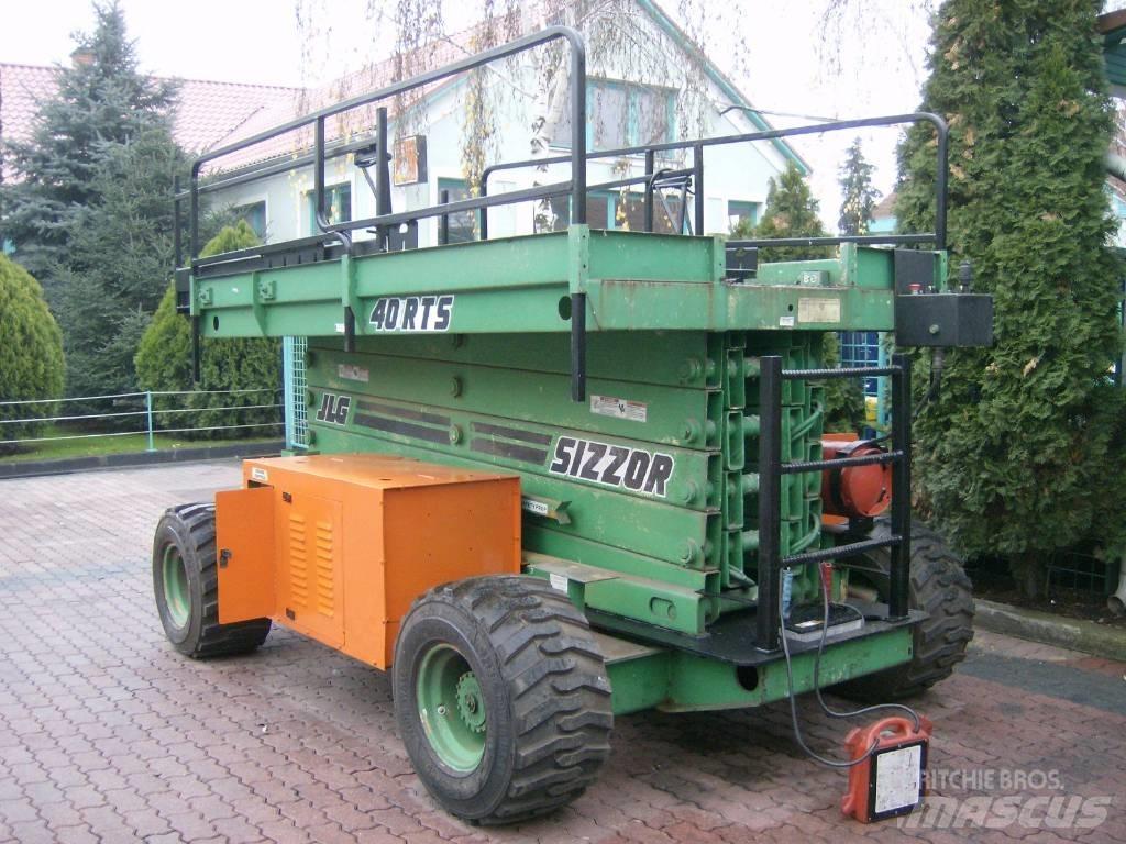 JLG 40RTS    V-1562 客货电梯