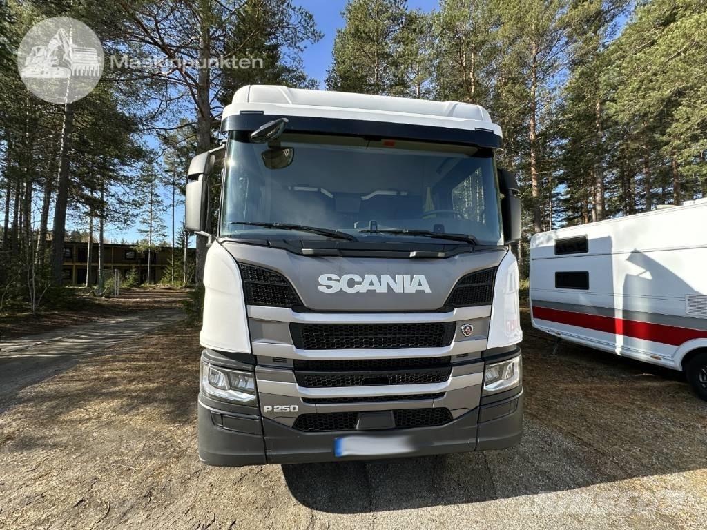 Scania P 250 厢式货车