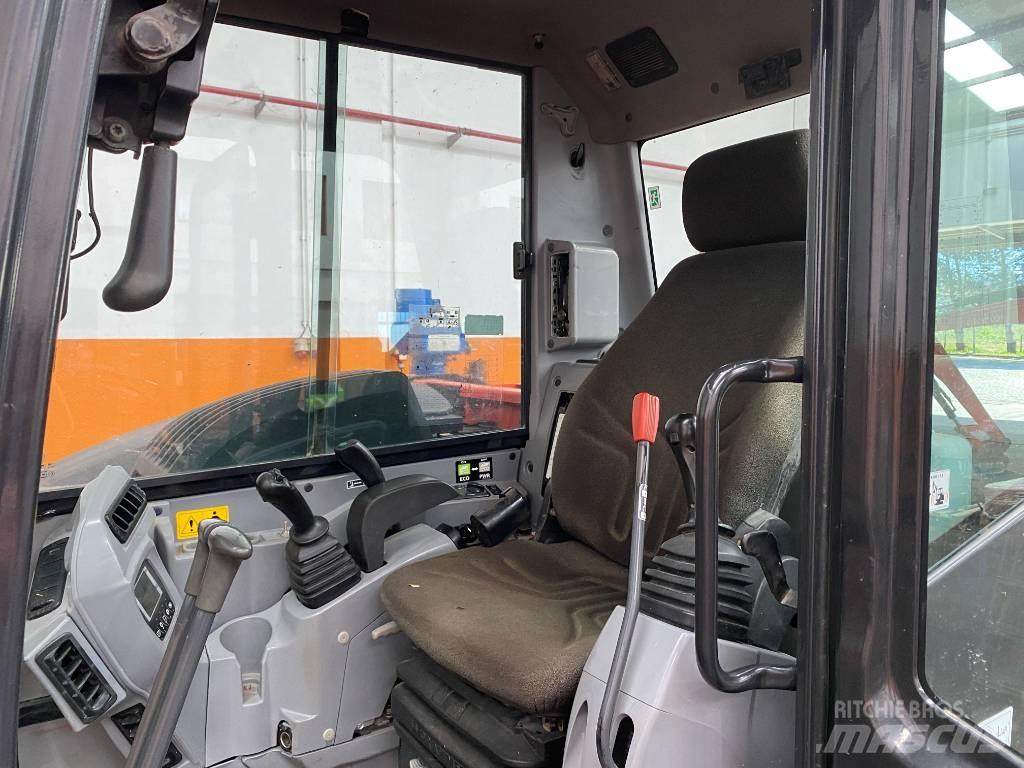 Kubota KX 080-4 中型挖掘机