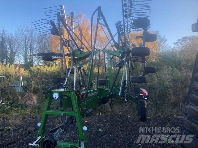 Fendt Former 671 犁耙和摊草机
