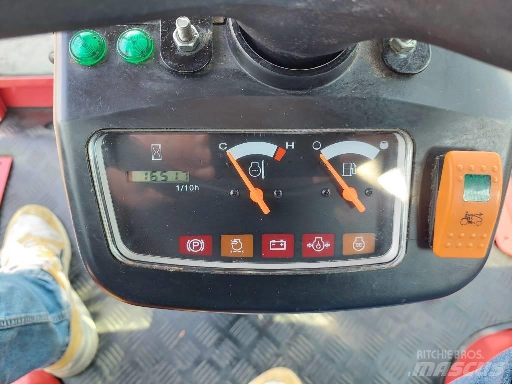 Shibaura CM374 工具车