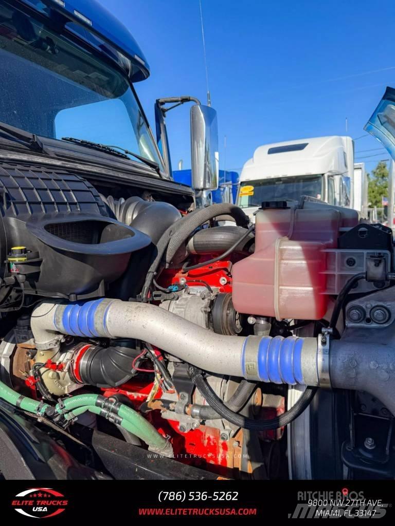 Volvo Commercial VNL 牵引车