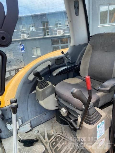 JCB 8080 ZTS 中型挖掘机