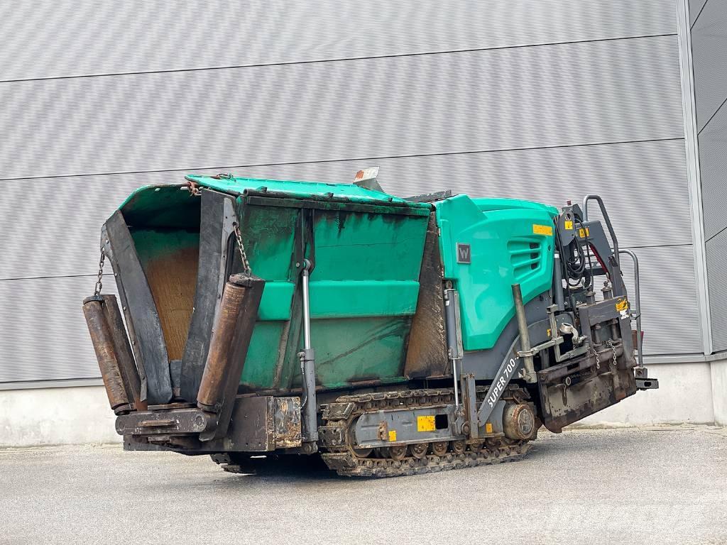 Vögele SUPER 700-3i 沥青摊铺机