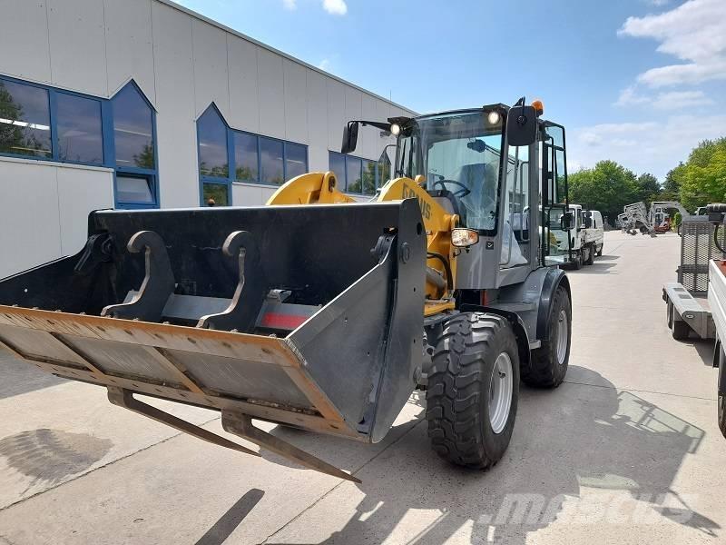 Paus SL 9075 轮式装载机