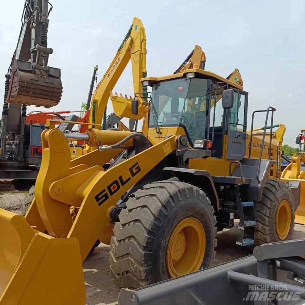 SDLG 956F 轮式装载机