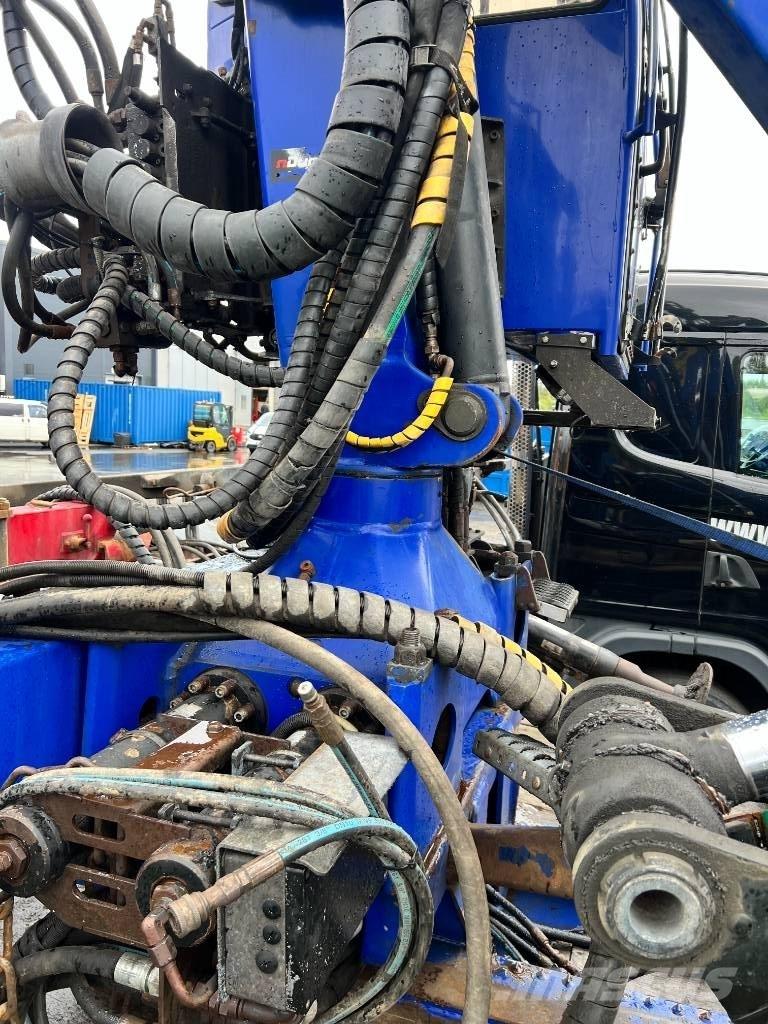 Loglift 140ZT 木材起重机