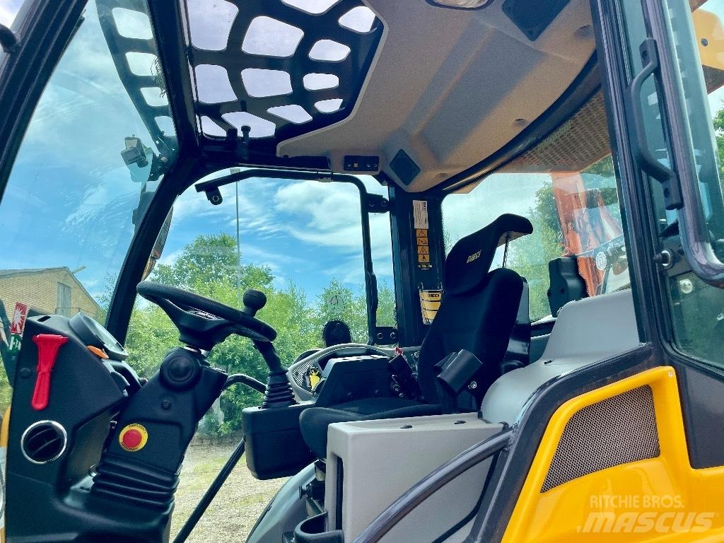 Dieci Agri Pivot T60 电动叉车