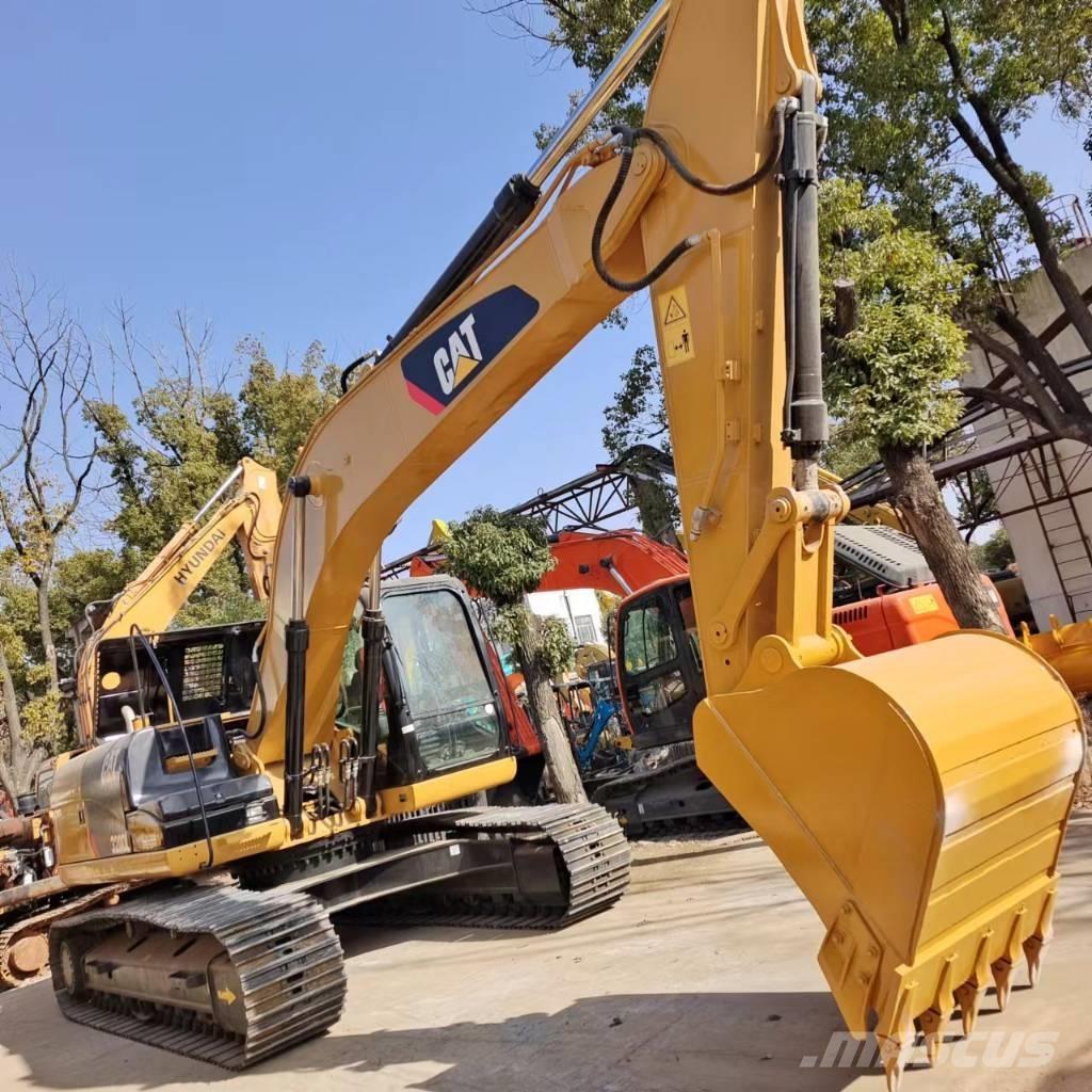 CAT 320 D L 履带挖掘机